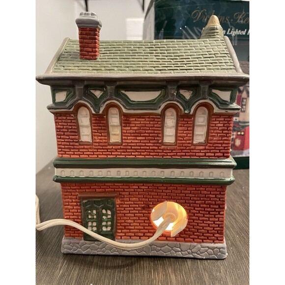 Dickens Collectables Towne Series Police Station with Cord and Original Box 1994 - Picture 8 of 12